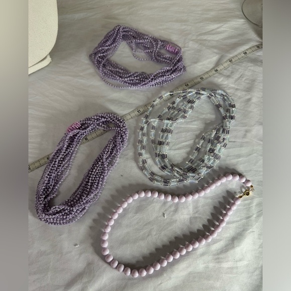 Group of 5 purple necklaces - Picture 7 of 8